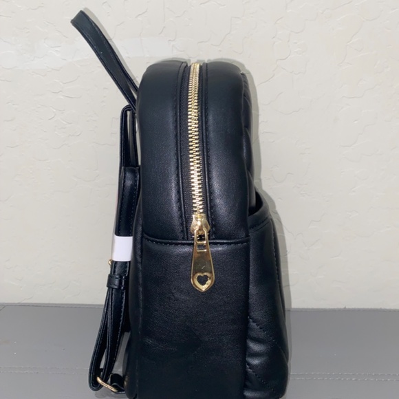 NEW WITH TAGs Black mini backpack - Picture 3 of 9